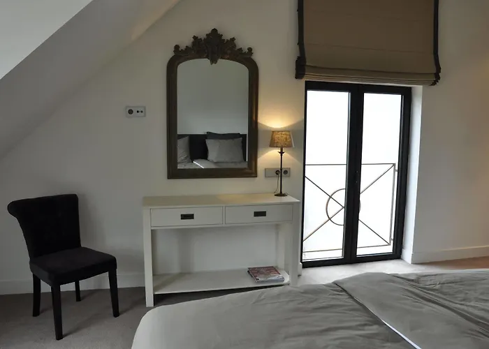 Oda ve Kahvaltı Rue Haute 3*